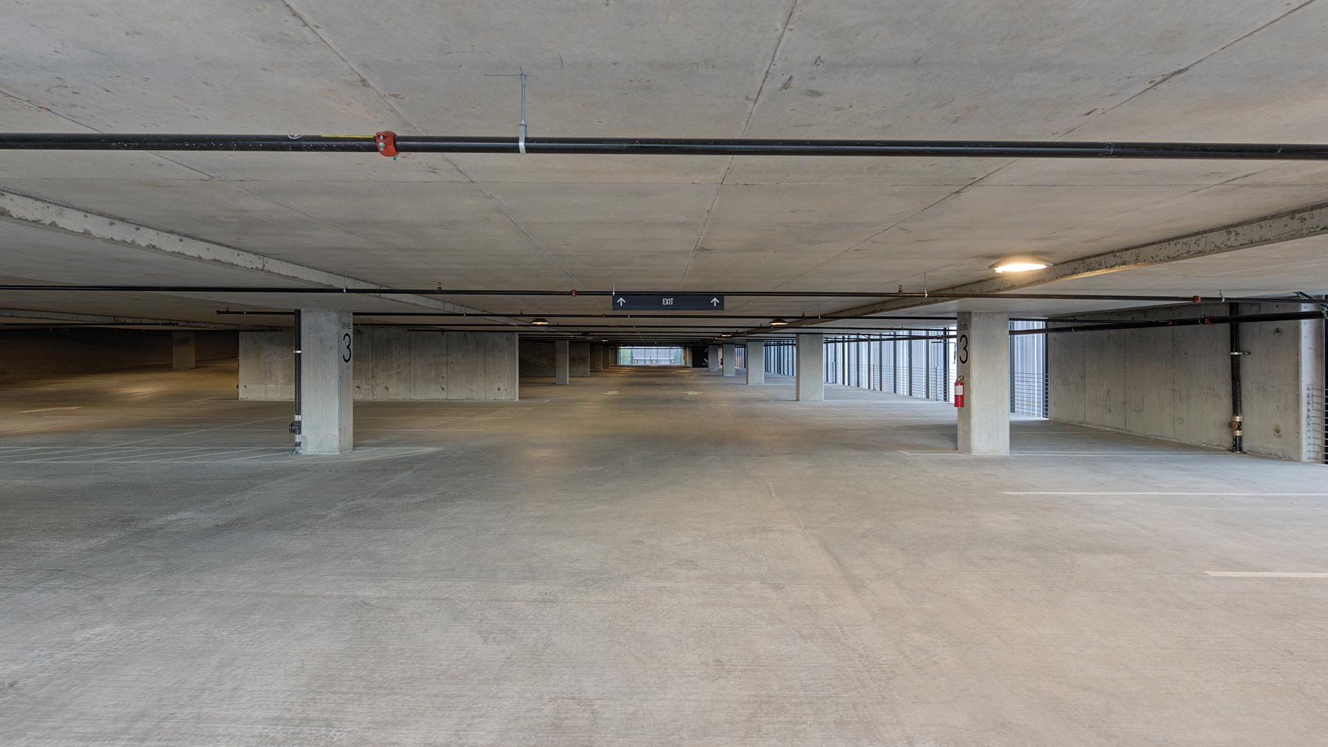 photo-gallery-garage-650-main-02