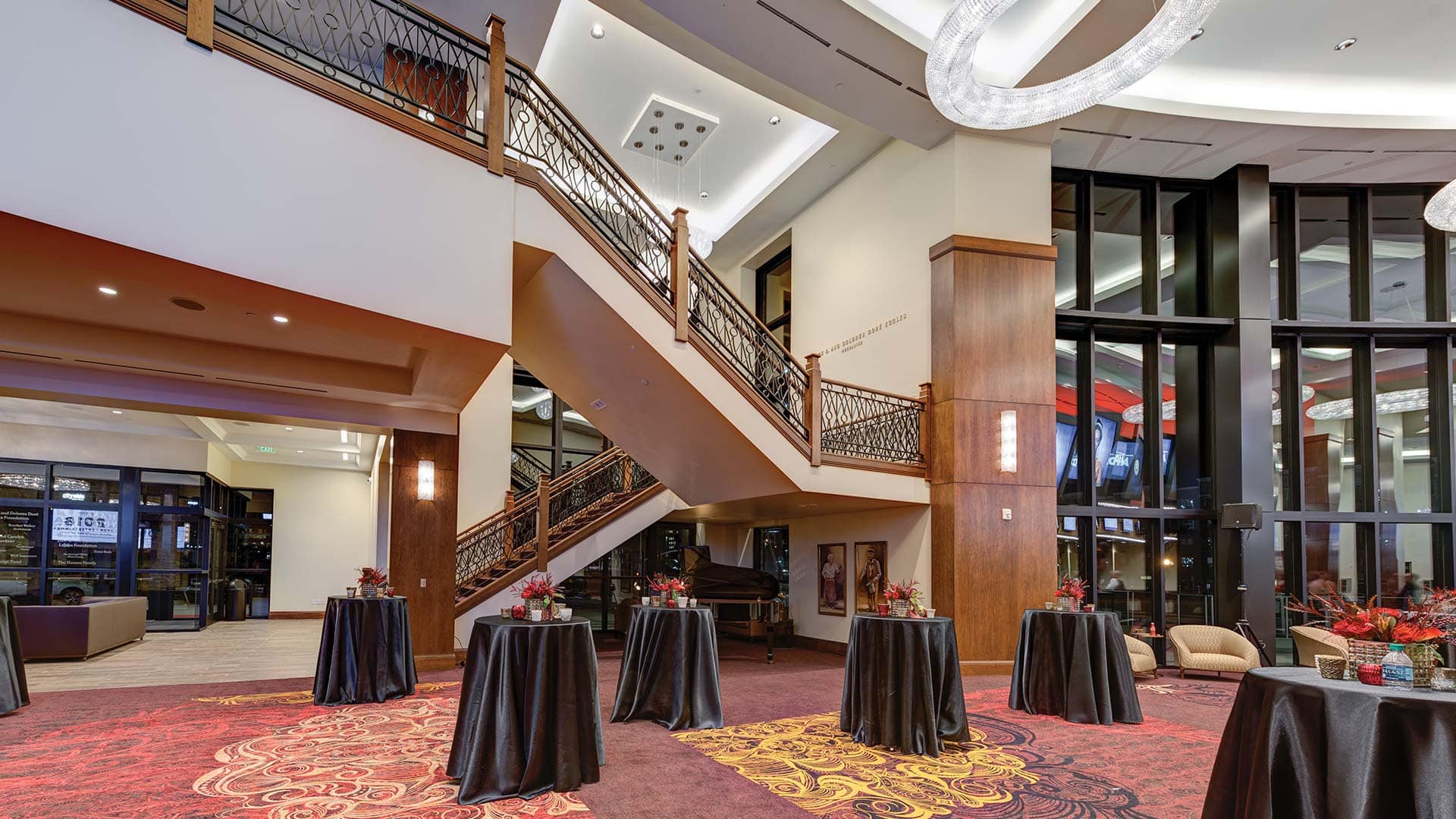 photo-gallery-hospitality-entertainment-hale-centre-theatre-15