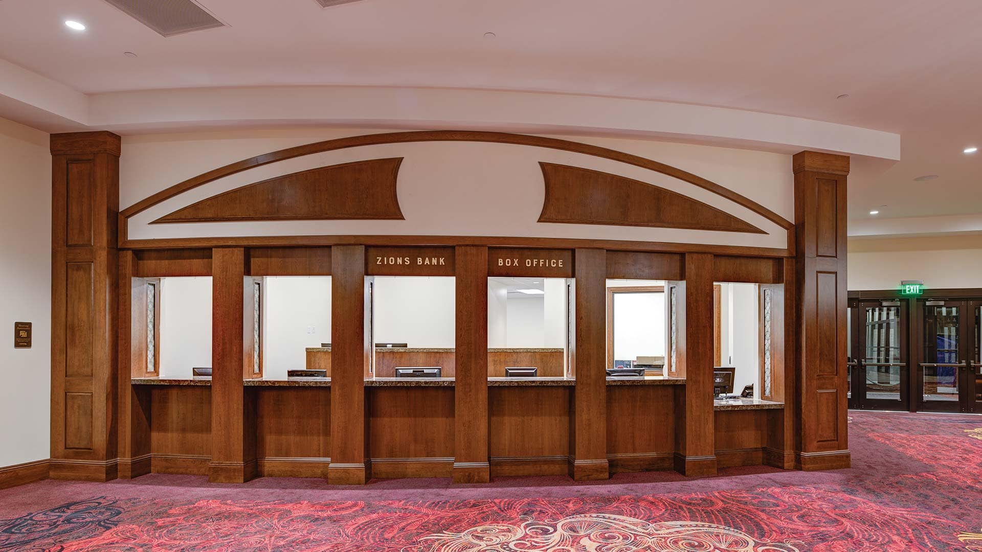 photo-gallery-hospitality-entertainment-hale-centre-theatre-16