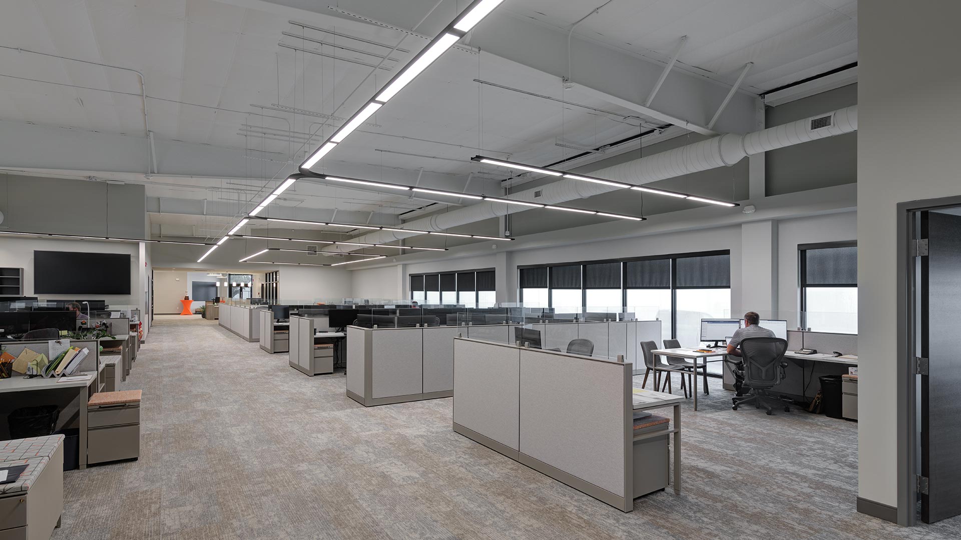 photo-gallery-commercial-office-smc-electric-11